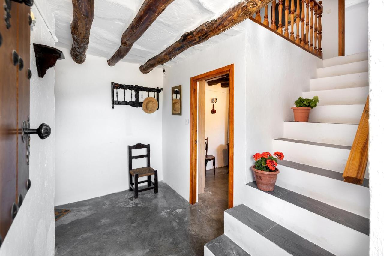 Casa Rural El Fuerte De Atabuey Trevélez Esterno foto